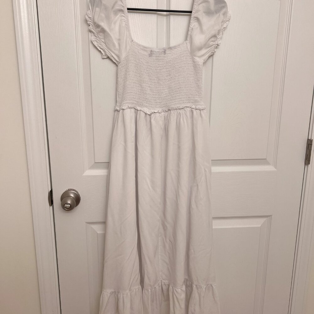 White Smocked Puff Sleeve Maxi Dress - Picture 4 of 6